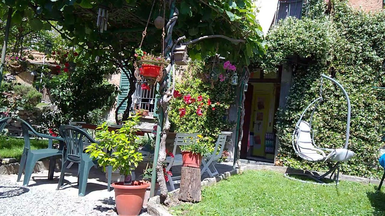 B&B "A Casa Di Camilla" Carate Urio Exteriör bild